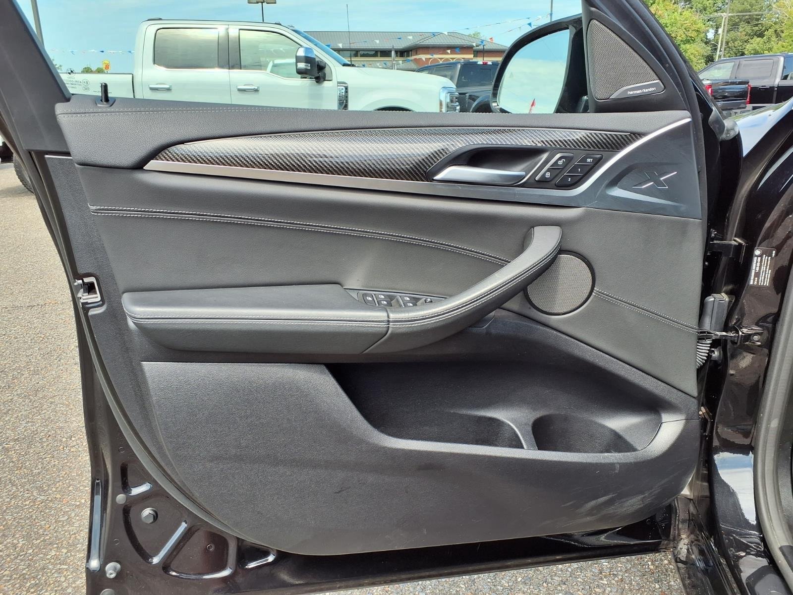 Used 2024 Black Sapphire Metallic BMW  image 30