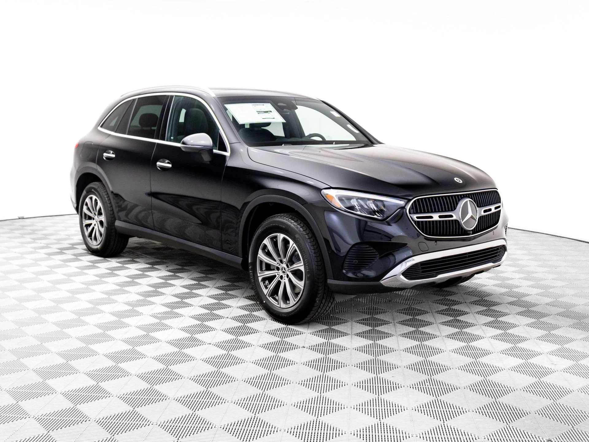 New 2026 Black Mercedes-Benz GLC 300 image 7