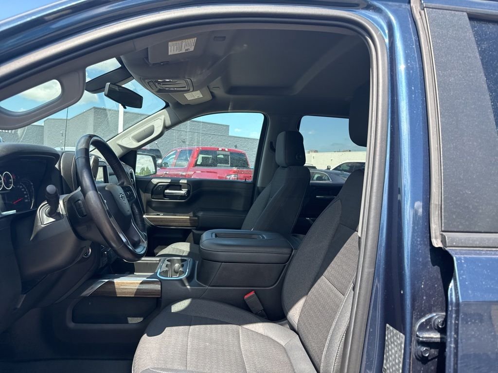 Used 2019 Blue Chevrolet RST image 15