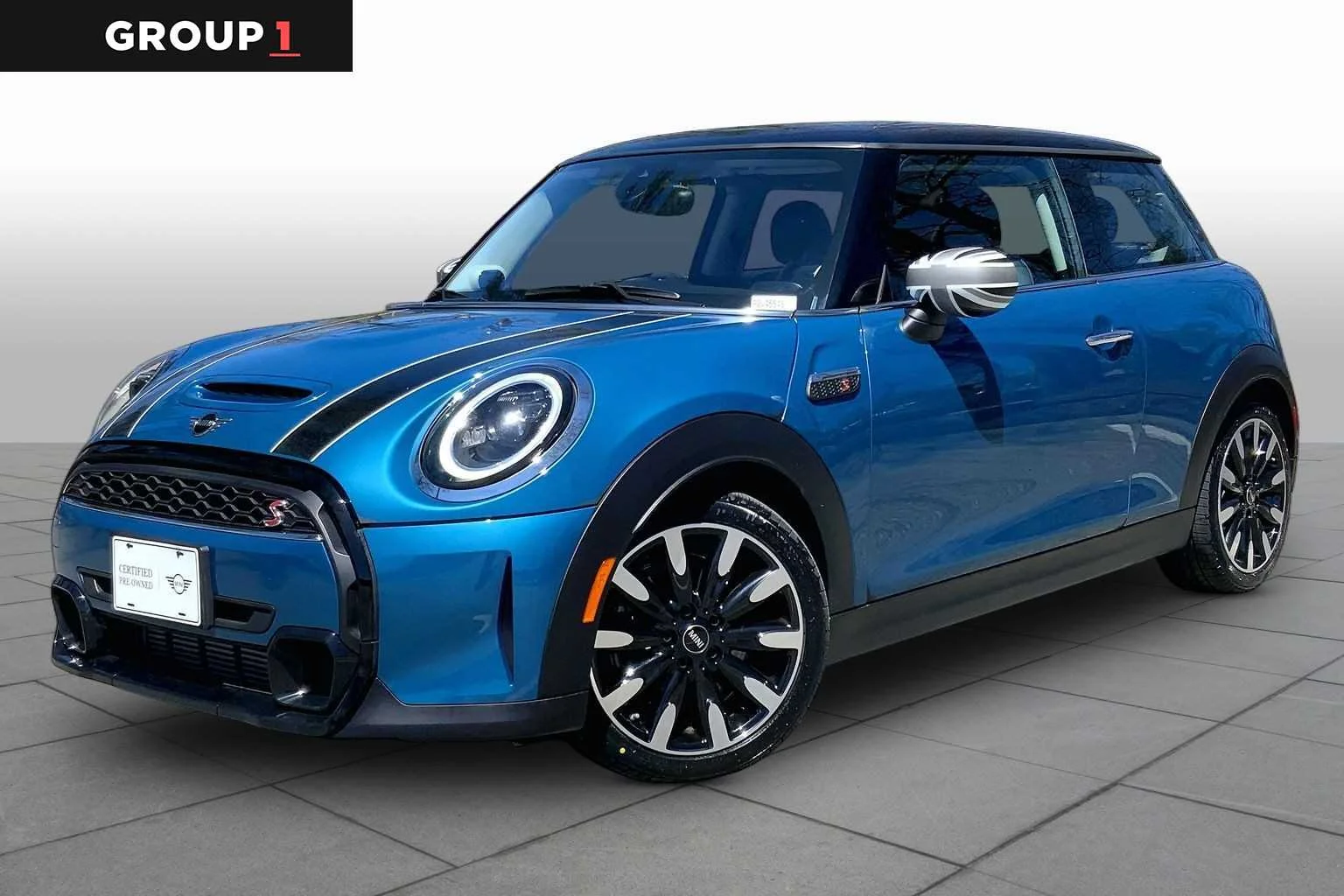 2024 MINI Hardtop Cooper S's photo
