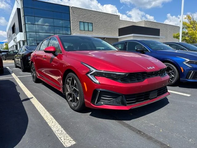 Certified Used 2025 Red Kia EX image 6