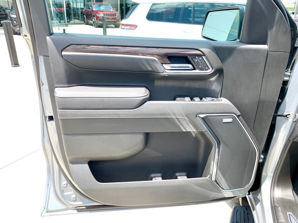 Used 2026 Silver GMC SLT image 12