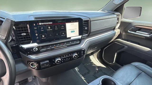 Used 2025 Black GMC SLT image 24