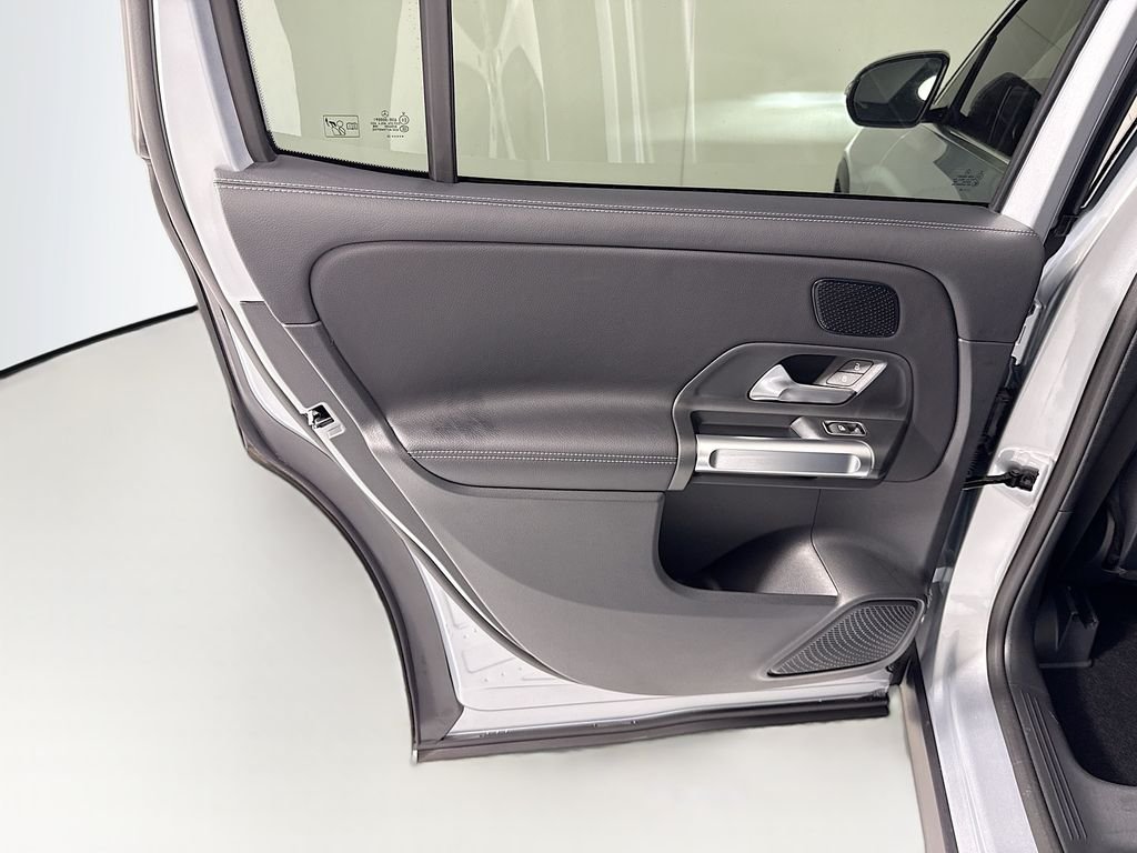 New 2026 Cirrus Silver Metallic Mercedes-Benz GLB 250 image 26