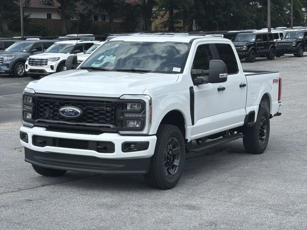 New 2026 White Ford XL image 3