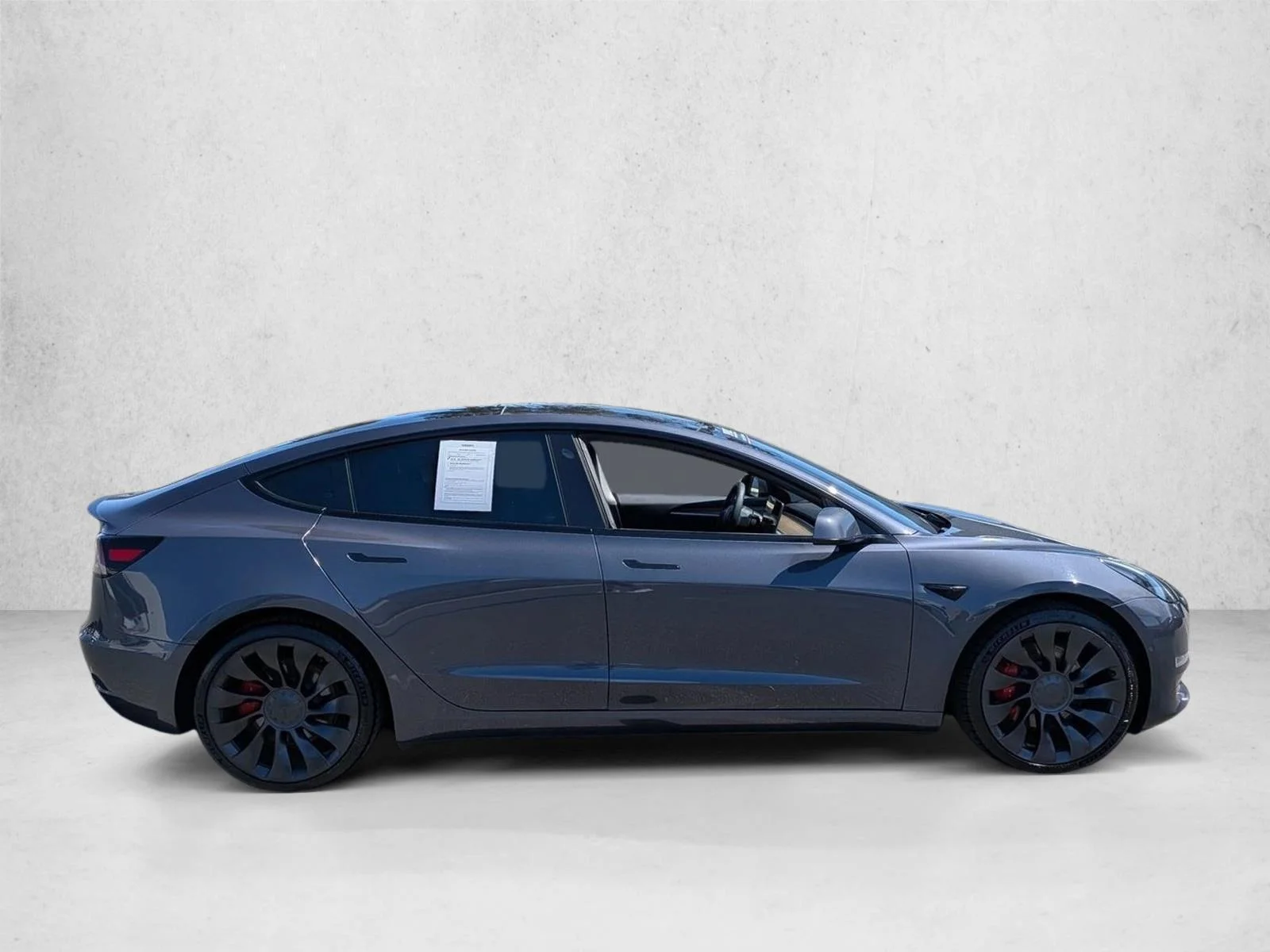 Used 2022 Silver/Gray Tesla Performance image 4