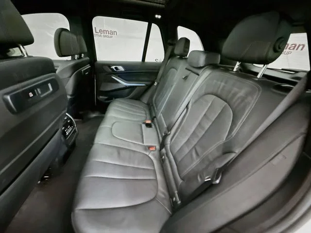 Used 2022 White BMW xDrive45e image 25