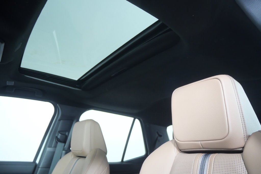 Used 2026 Pearl Toyota Limited image 13