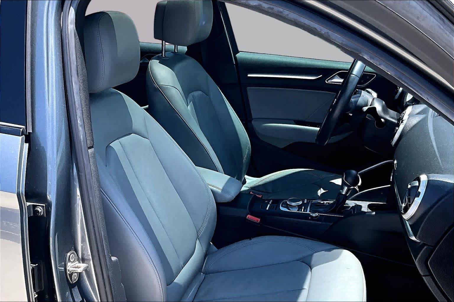 Used 2020 Monsoon Gray Metallic Audi Premium Plus image 9