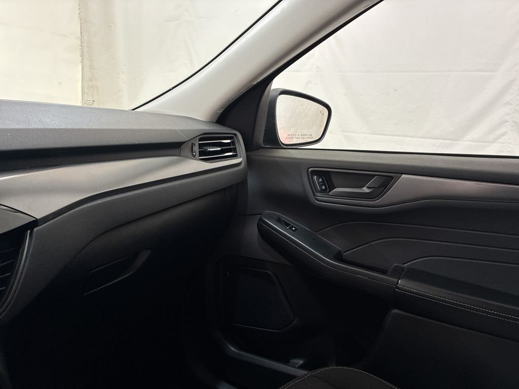 Used 2024 Black Ford Active image 31