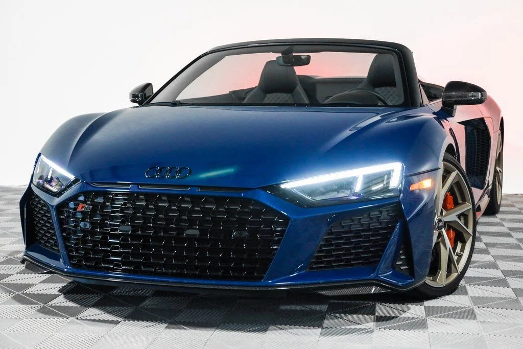 Used 2023 Blue Audi V10 performance image 13