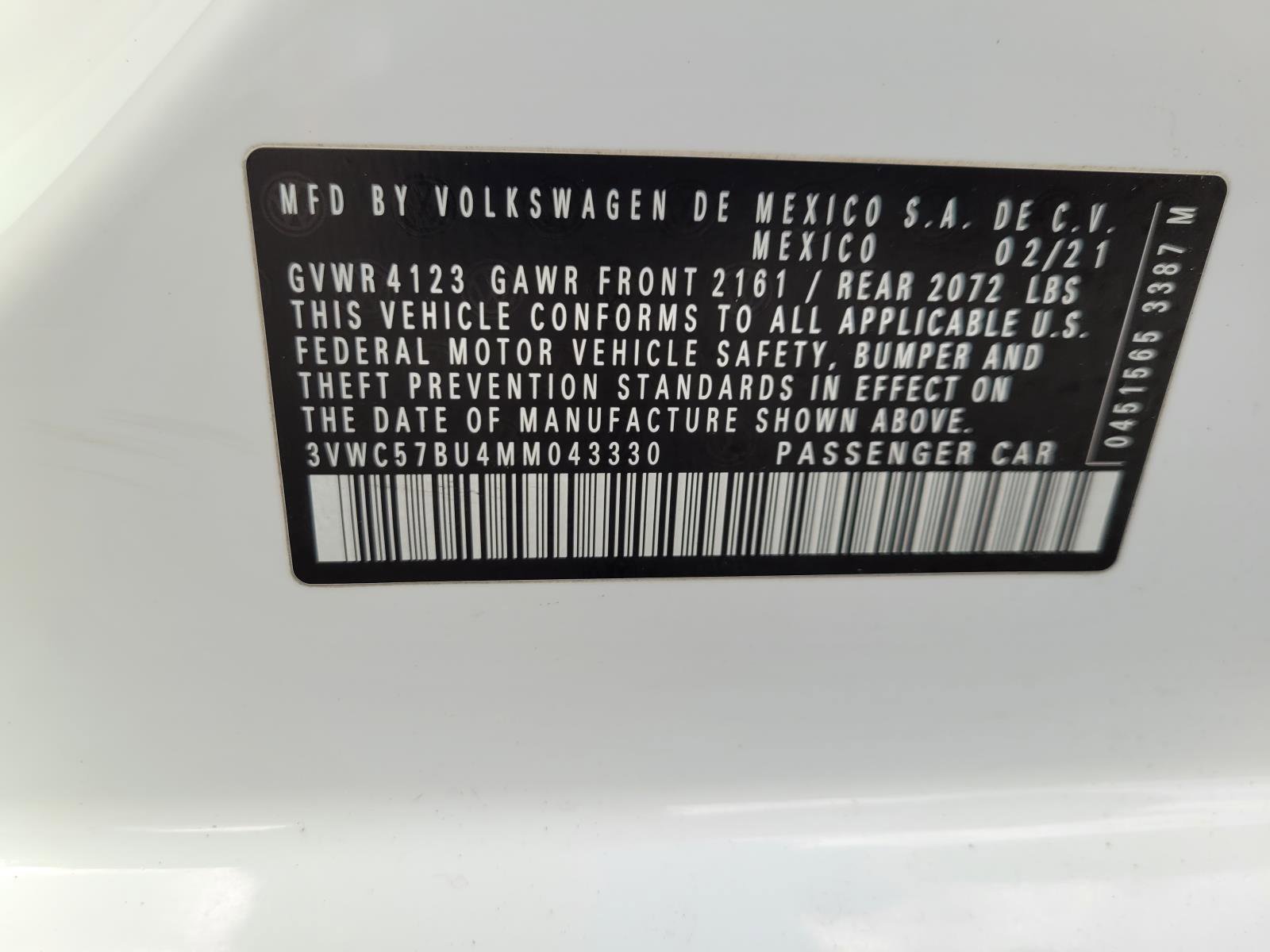 Used 2021 Pure White Volkswagen R-Line image 29