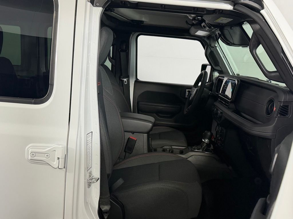 Certified Used 2026 White Jeep Rubicon image 33