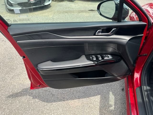 Used 2025 Red Kia GT-Line image 8