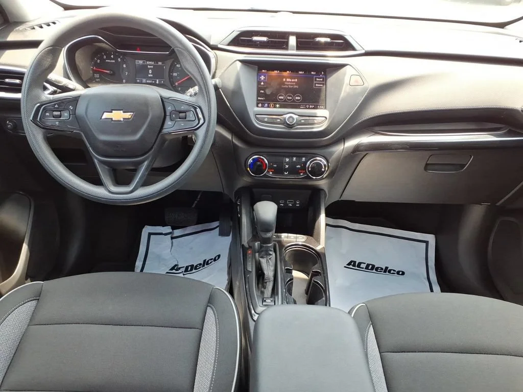 Used 2023 Sterling Gray Metallic Chevrolet LT image 23