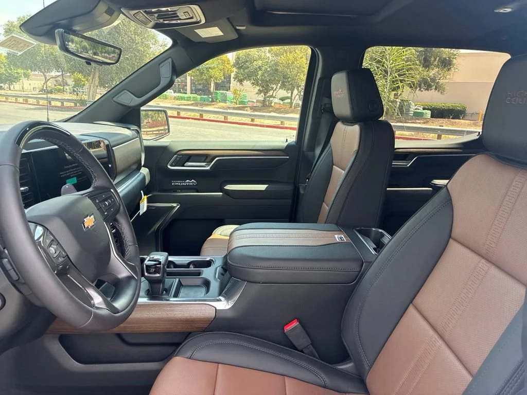 2026 Chevrolet Silverado 1500 High Country - Photo 16