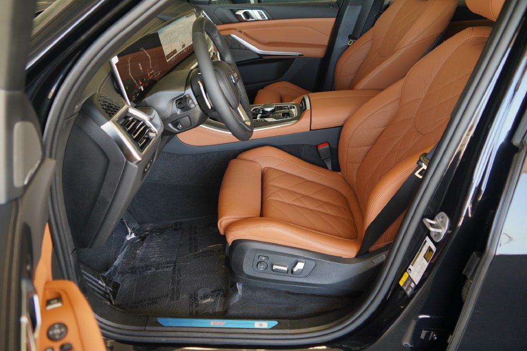 2026 BMW X5 50e - Photo 14