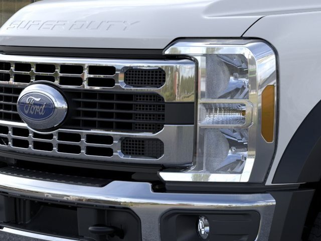 New 2026 Oxford White Ford XL image 39