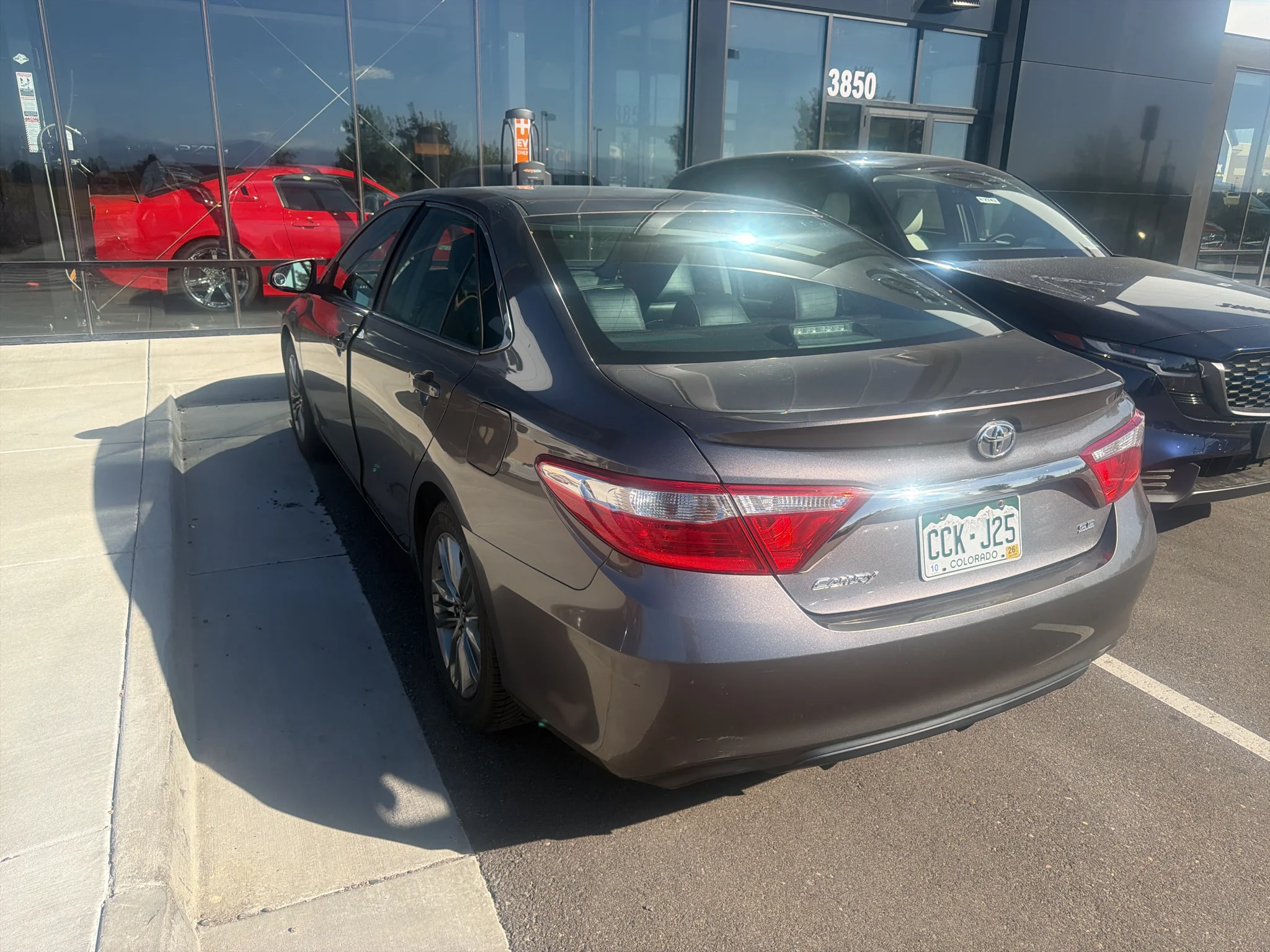 Used 2016 Predawn Gray Mica Toyota SE image 5