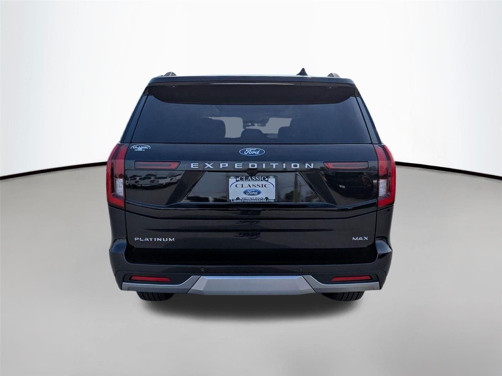 New 2025 Agate Black Metallic Ford Platinum® MAX image 8