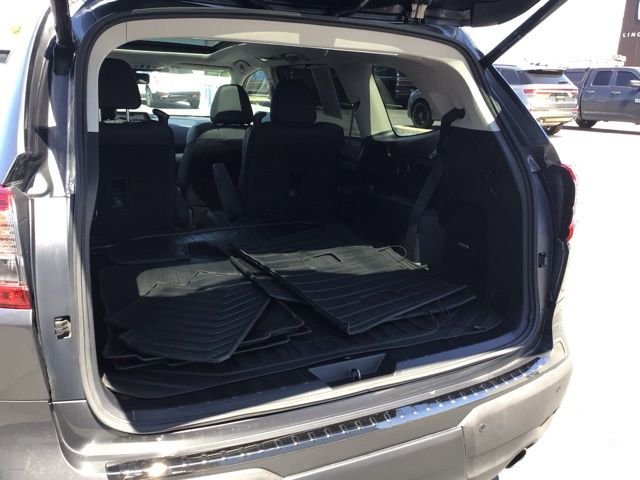 Used 2022 Magnetite Gray Metallic Subaru Touring image 29