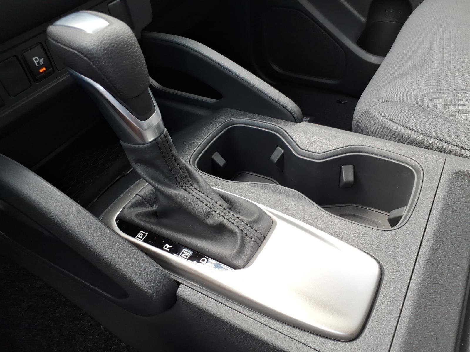 New 2026 Glacier White Nissan Crew Cab S image 19