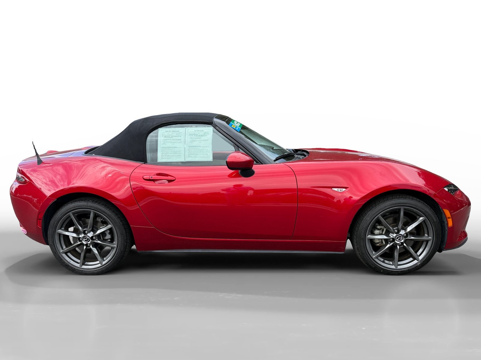 Used 2016 Red Metallic Mazda Grand Touring image 6