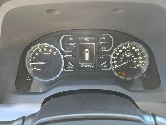 Used 2019 Red Toyota SR5 image 35