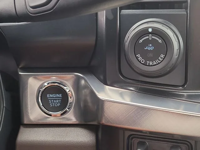 New 2026 Oxford White Ford King Ranch image 31
