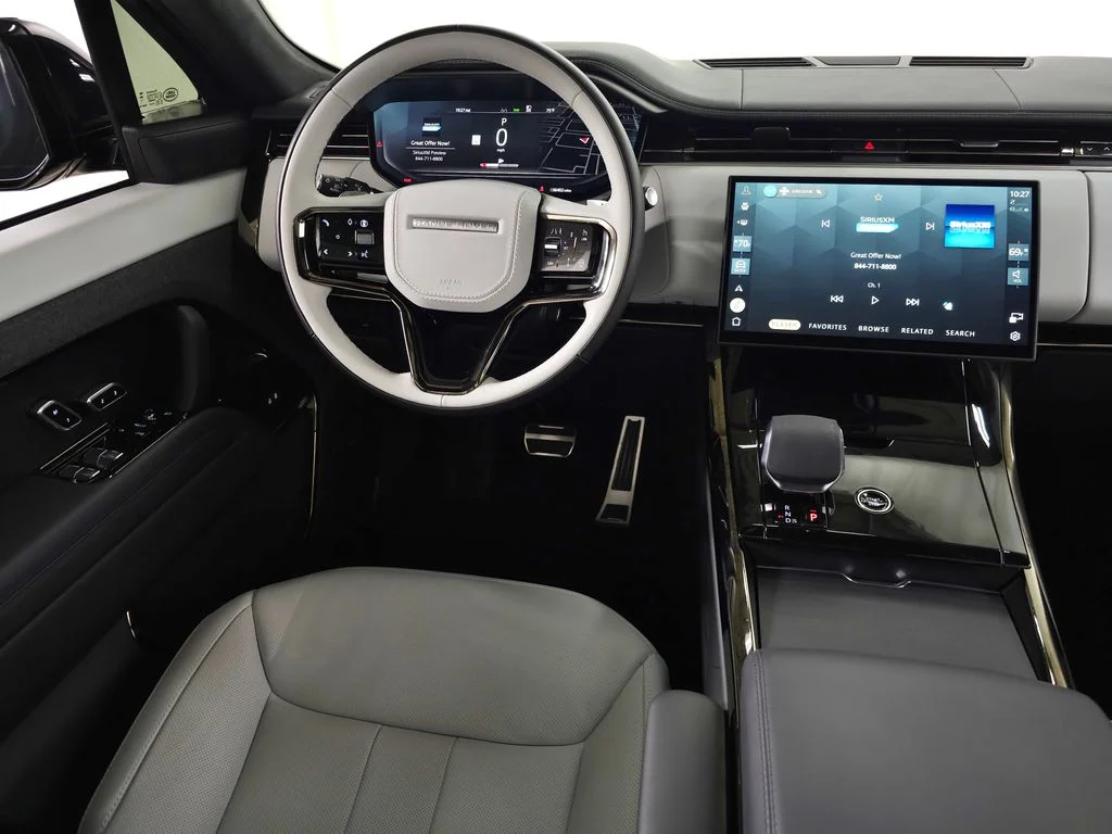 Used 2025 Black Land Rover Autobiography image 19