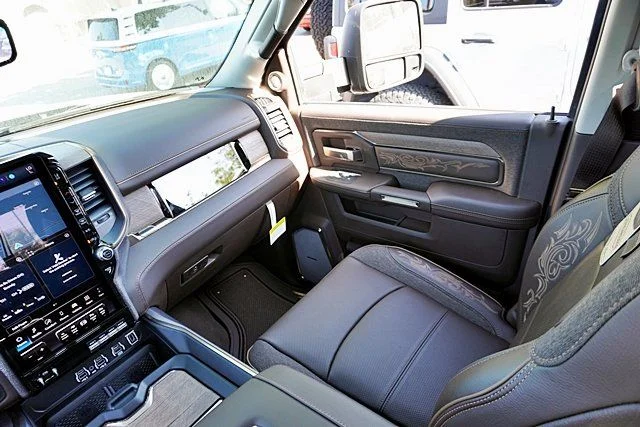 2026 RAM 3500 Limited/Longhorn - Photo 31