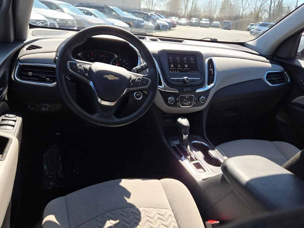 Used 2023 White Chevrolet LT image 16