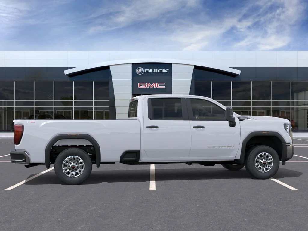 New 2025 GMC Sierra 2500HD Pro 4D Crew Cab