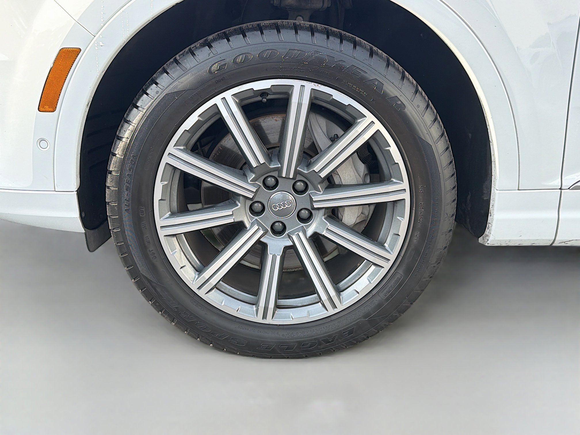 Used 2019 Glacier White Audi Premium Plus image 41