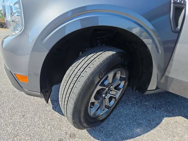 Used 2024 Gray Ford XLT image 31