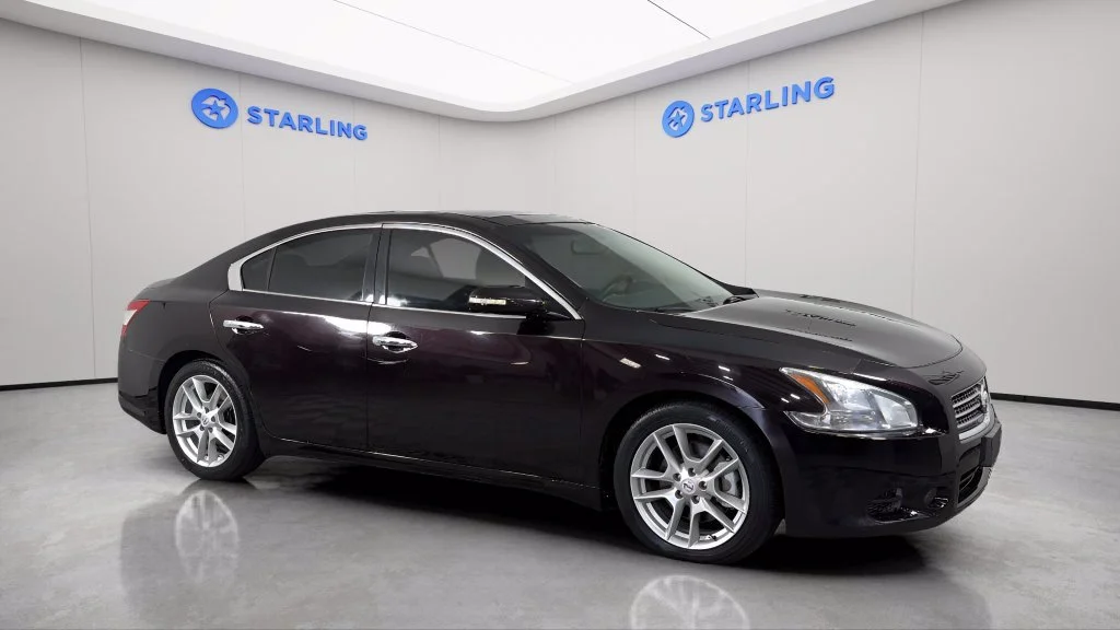 Used 2010  Nissan 3.5 SV w/Premium Pkg image 13