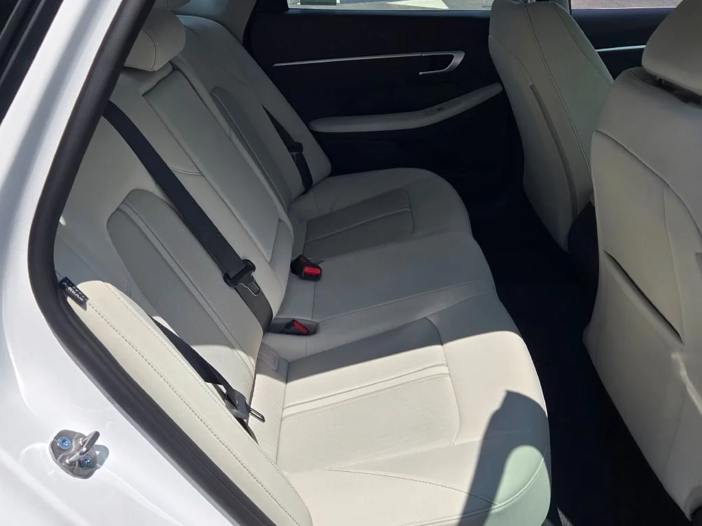 New 2026 White Hyundai SEL Sport image 10
