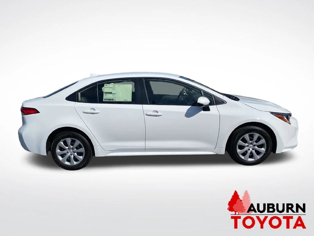 New 2027 Ice Cap Toyota  LE image 4
