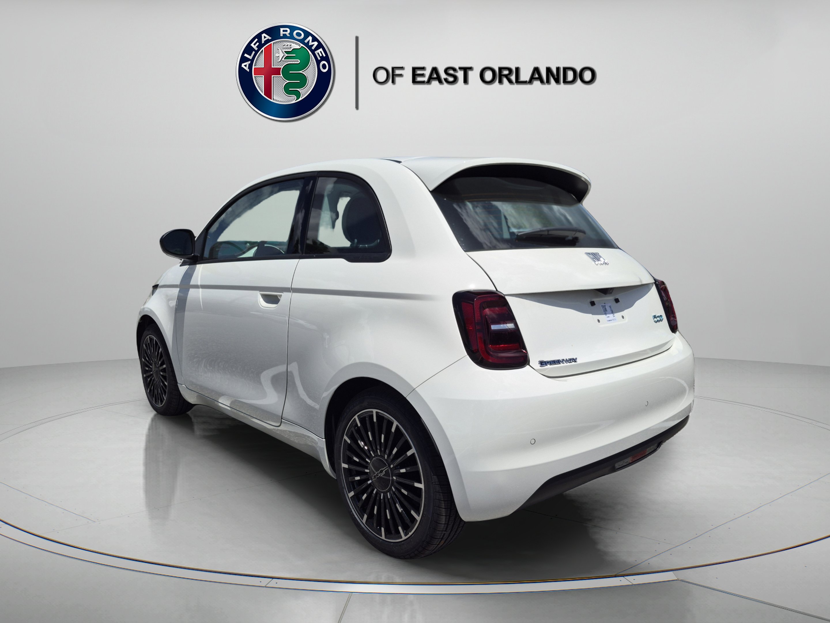 New 2026 Glacier White FIAT  image 5