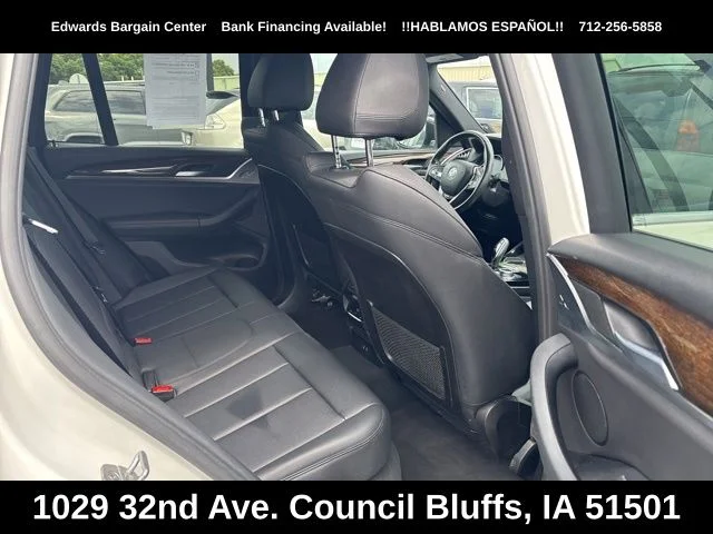 Used 2021 White BMW xDrive30i image 9