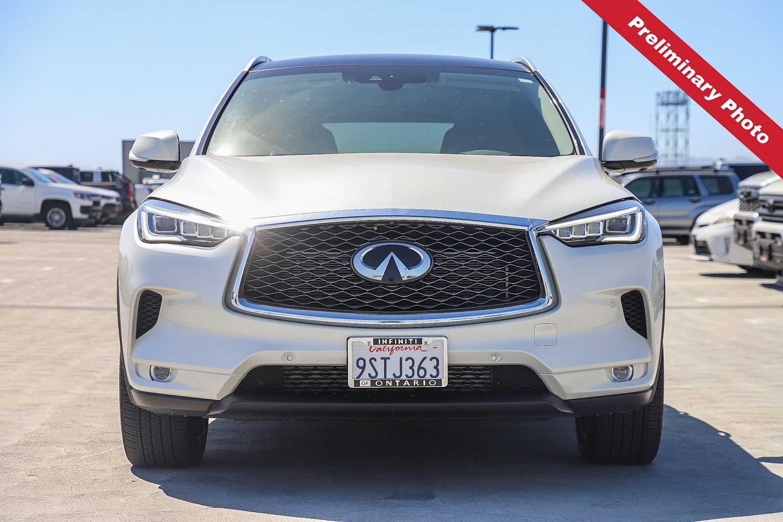 Used 2021 Majestic White INFINITI SENSORY image 2