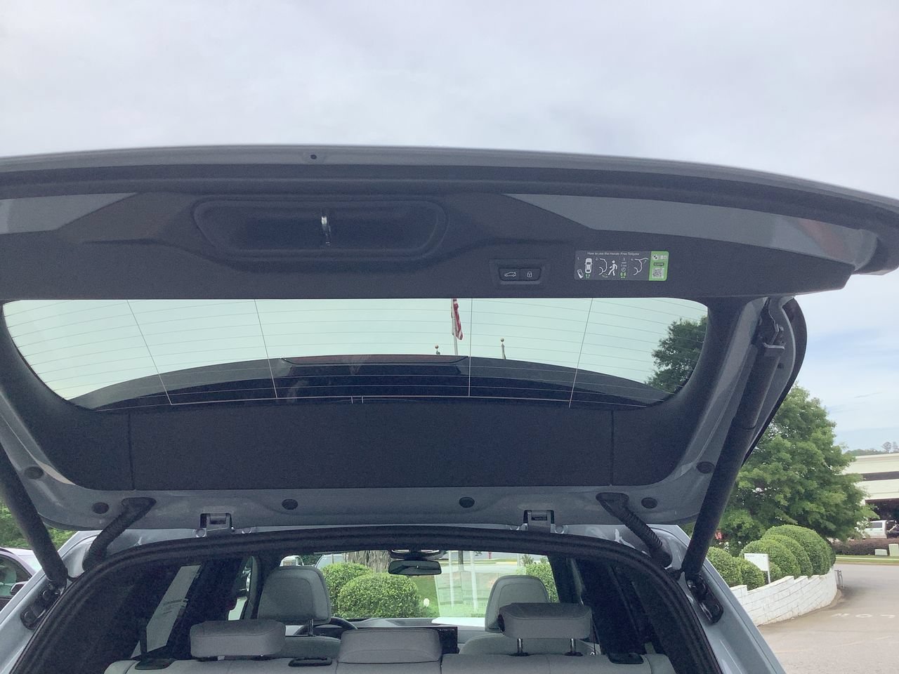 New 2026 Brooklyn Grey Metallic BMW xDrive50e image 34