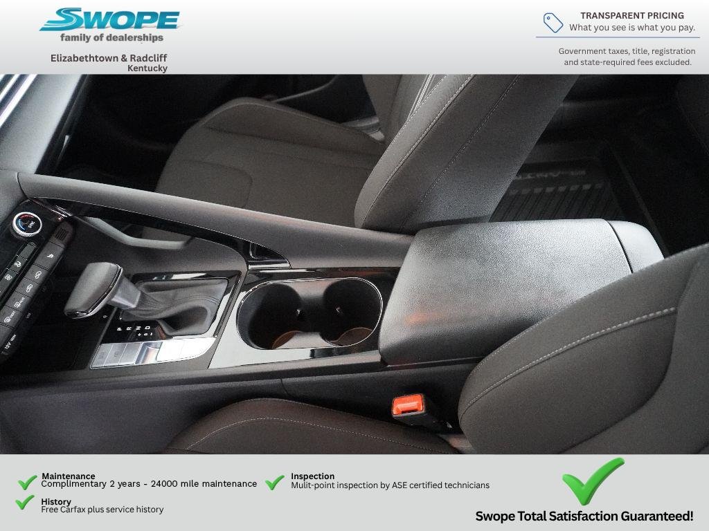 Used 2025 Ultimate Red Hyundai SEL Convenience image 25