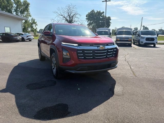 2027 Chevrolet Equinox LT - Photo 4