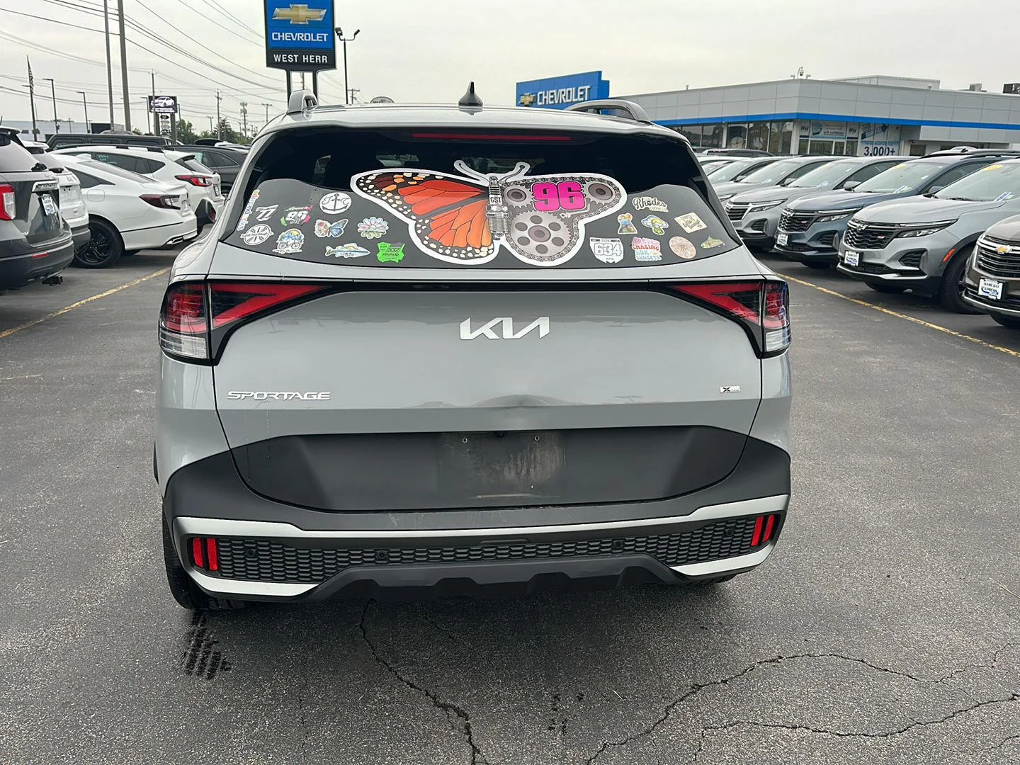 Used 2023 Wolf Gray Kia X-Line image 6