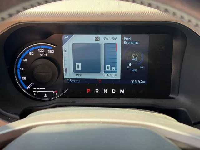 Used 2024 Gray Ford Wildtrak image 24