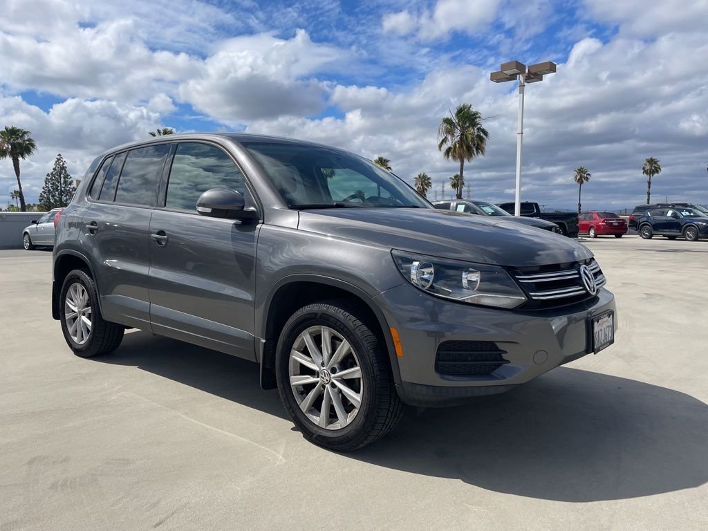 2017 Volkswagen Tiguan Limited Base