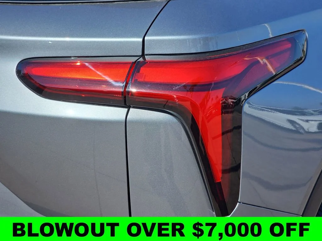 2025 Chevrolet Blazer EV LT - Photo 40
