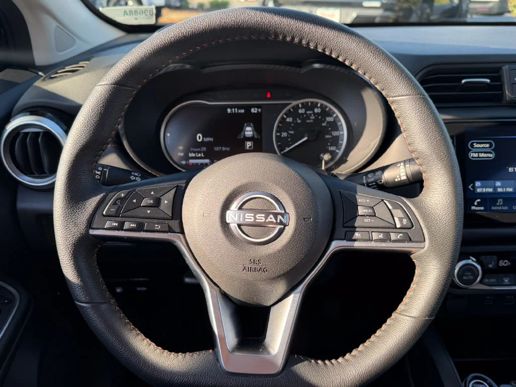 2025 Nissan Versa Sedan SR - Photo 30