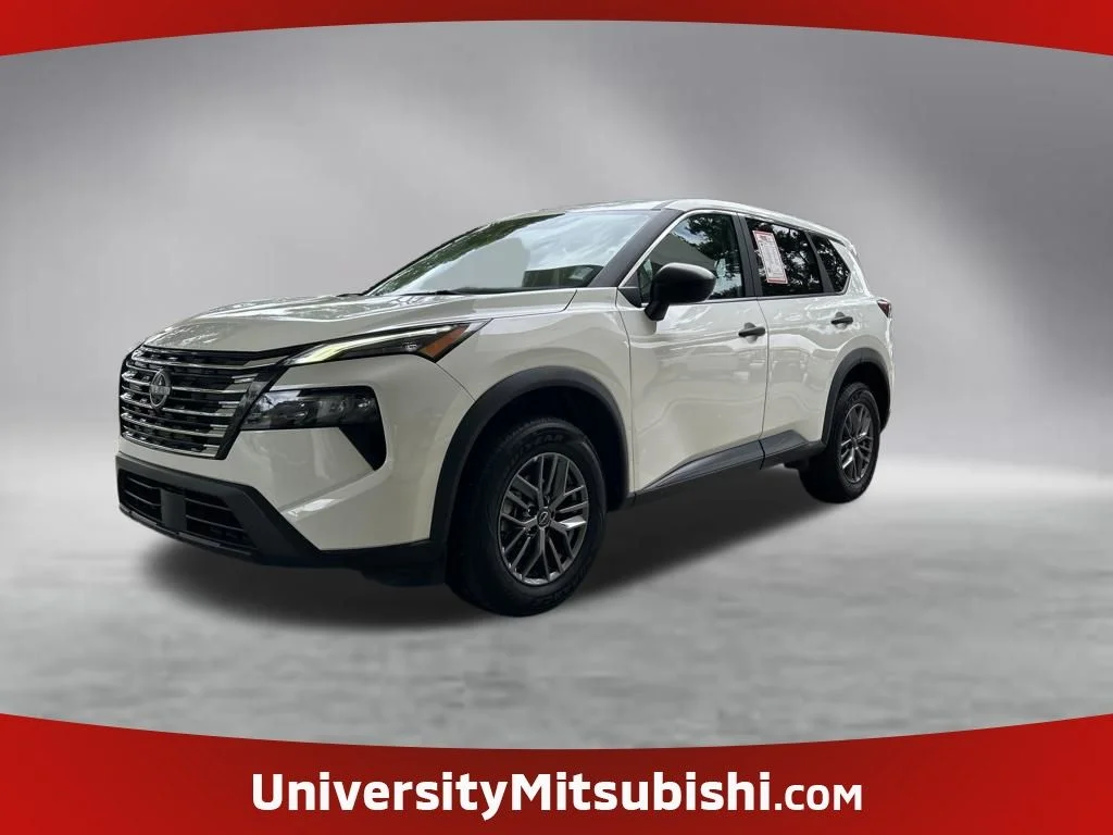 Used 2024 White Nissan S image 1